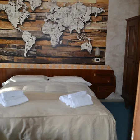 Hotel Rosa Serenella 3*