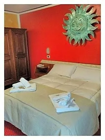 Ξενοδοχείο Rosa Serenella 3*