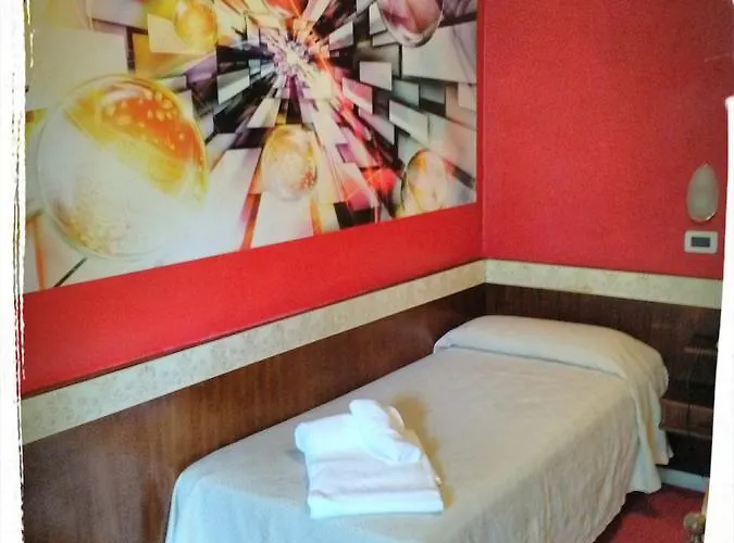 Szálloda Rosa Serenella 3*